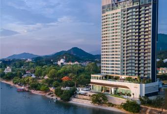 S Sriracha Hotel & Residence has Balcony rooms