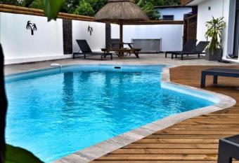 Villa coco dream allows 18 year olds to book a room