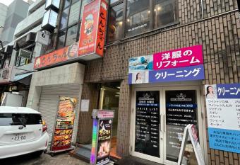 54Journey                          allows 18 year olds to book a room