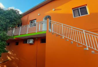 Chez Lilise allows 18 year olds to book a room