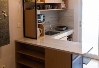 BUNGAPROPERTY has Balcony rooms