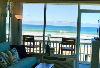 Beach Daze - Ocean front at Symphony Beach Club! has Balcony rooms