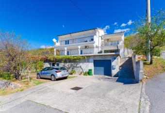 Apartments Gordana has Balcony rooms