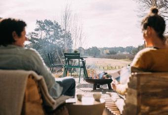 de Wever Lodge allows 18 year olds to book a room