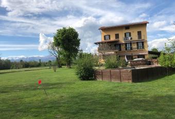 Una casa nel verde has Balcony rooms