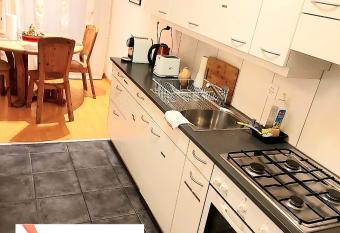 Large Apartment Bern City Centre allows 18 year olds to book a room