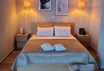 Trikala Easy Living B3 kai B4 has Balcony rooms