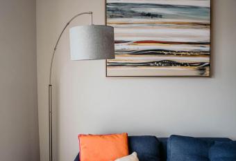 Kasa University-Airport Santa Clara has Balcony rooms