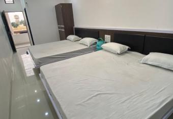 Hotel shri Bhanwardeep has Balcony rooms