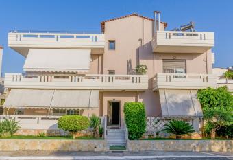 MICHALIS APARTMENT has Balcony rooms