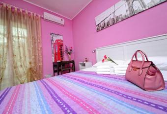 Raggio di Luna has Balcony rooms