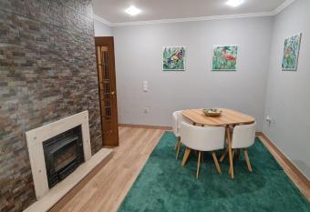 Francelos778 allows 18 year olds to book a room