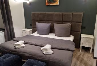 Hotel Zur Krone has Balcony rooms