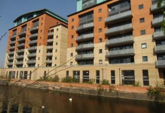 Leicester River Building Ensuite King size Luxury Bed has Balcony rooms