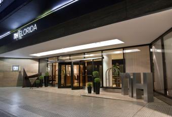 NH Buenos Aires Florida allows 18 year olds to book a room