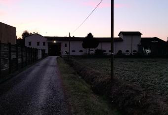 Appartamento in Cascina Cortazza allows 18 year olds to book a room