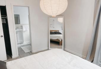 Lovely Bohemian Apartment has Balcony rooms