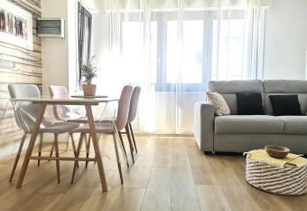 #Kalith  a# Les vacances    la mer allows 18 year olds to book a room