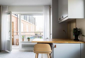 Avanti Apartment Hotel has Balcony rooms