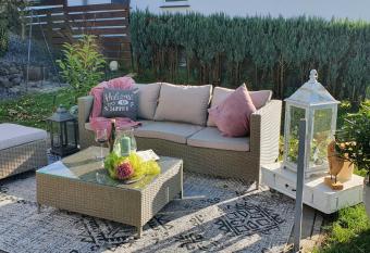 Ferienwohnung MaarBurg allows 18 year olds to book a room