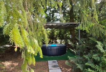 La jurassienne allows 18 year olds to book a room