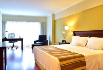 Pestana Buenos Aires has rooms with a private hot tub