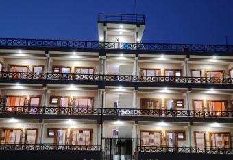 The park century allows 18 year olds to book a room