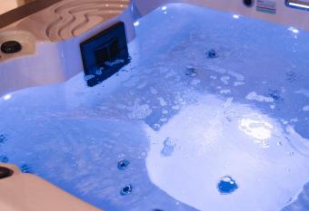 Luxury wellness apartment SHA allows 18 year olds to book a room