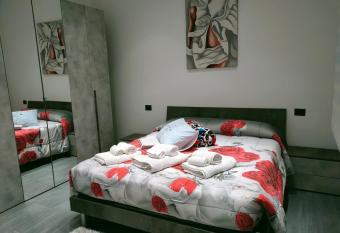 Bella Vigevano has Balcony rooms