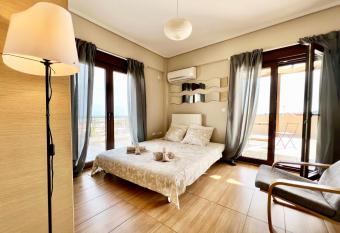 Sunrise Studio with unhindered view to the sea. has Balcony rooms