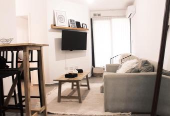 Departamento en Barrio General Paz allows 18 year olds to book a room