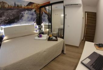 FP HOTELs has Balcony rooms