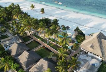 Mambo Beach Villas has Balcony rooms