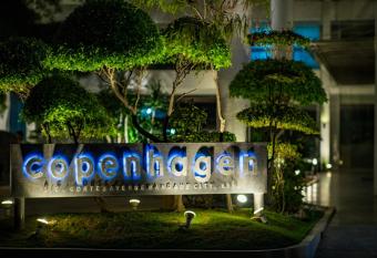 COPENHAGEN MAIN RESIDENCES allows 18 year olds to book a room