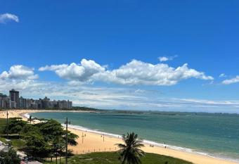 Apartamento Vista Linda para o Mar allows 18 year olds to book a room