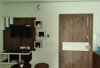 VIP Prestige has Balcony rooms