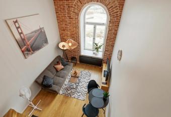 Estonishing Stay Mere Residence allows 18 year olds to book a room