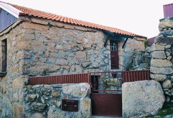Casa Jo  o Rodas has Balcony rooms