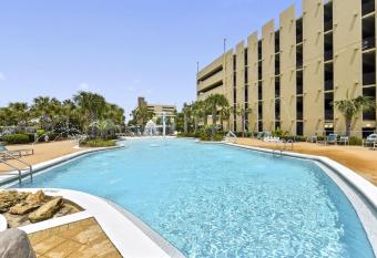 Emerald Beach #1227 by Book That Condo has rooms with a private hot tub