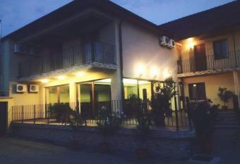 Pensiunea Mystique has Balcony rooms