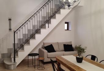 L OLIVA CONTESA - alloggio turistico - la NERA has Balcony rooms