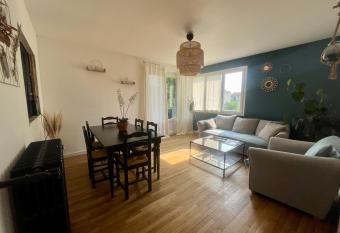 Appartement T3 - DABNB has Balcony rooms