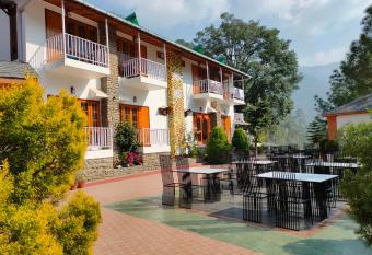 Amar Valley Resort has Balcony rooms