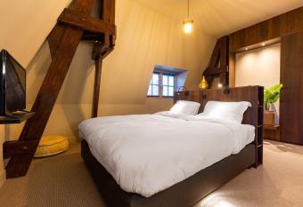 New Park Edition allows 18 year olds to book a room