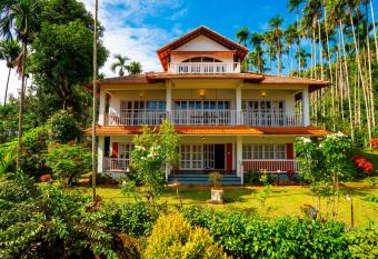 Zostel Homes Wayanad (Karapuzha) has Balcony rooms