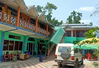Aranya Darshan has Balcony rooms