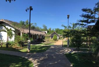 Amici Resort Hotel Laoag has Balcony rooms