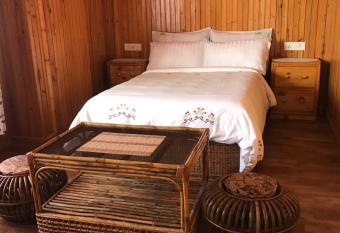 SEWANs PLACE has Balcony rooms