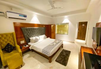 La Vera Boutique Hotel has Balcony rooms