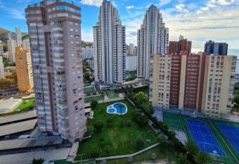 Apartamento Completo Torresol IV allows 18 year olds to book a room